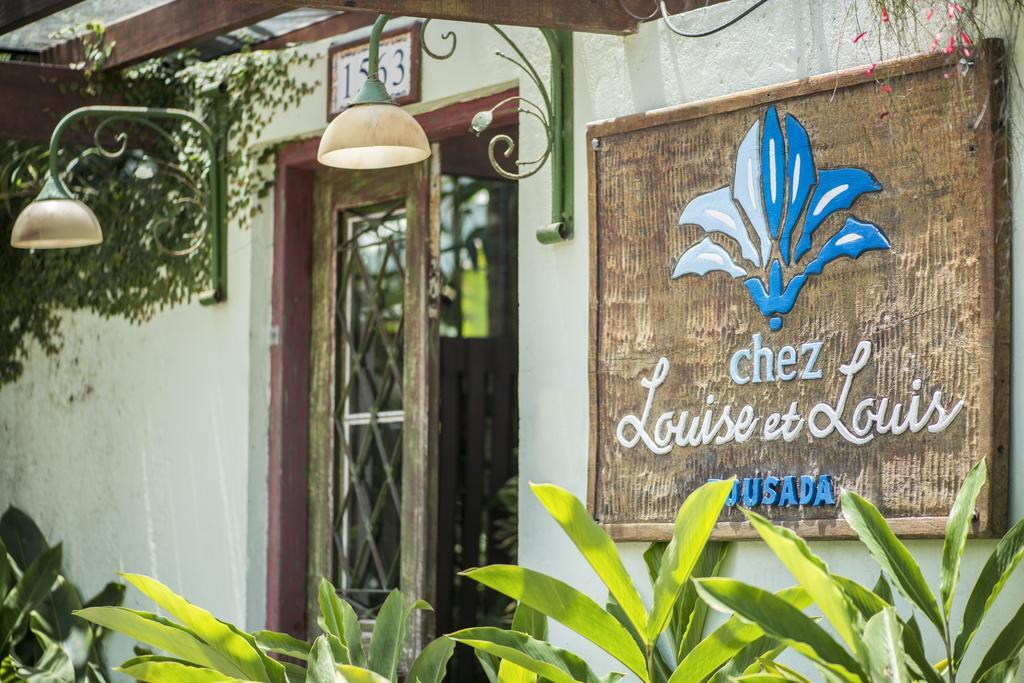 Chez Louise Et Louis Pe Na Areia Hotel Juquei Exterior photo